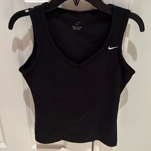 Nike women’s tennis shirt